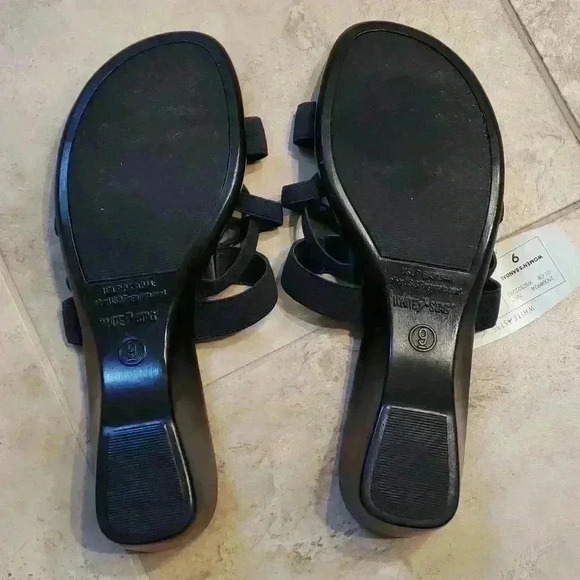 White Stag Sandals - Picture 3 of 6